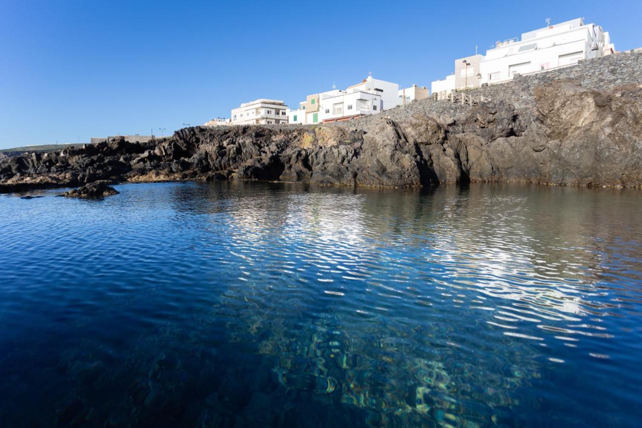 Home2Book Charming Sea Front House El Escobonal Exterior photo